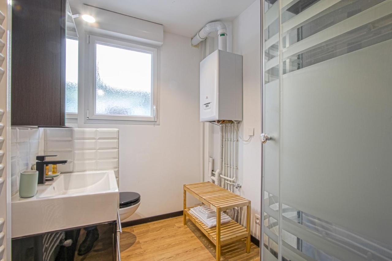 Douces Nuits Caennaises - Parking Prive Inclus, Centre Ville Екстериор снимка